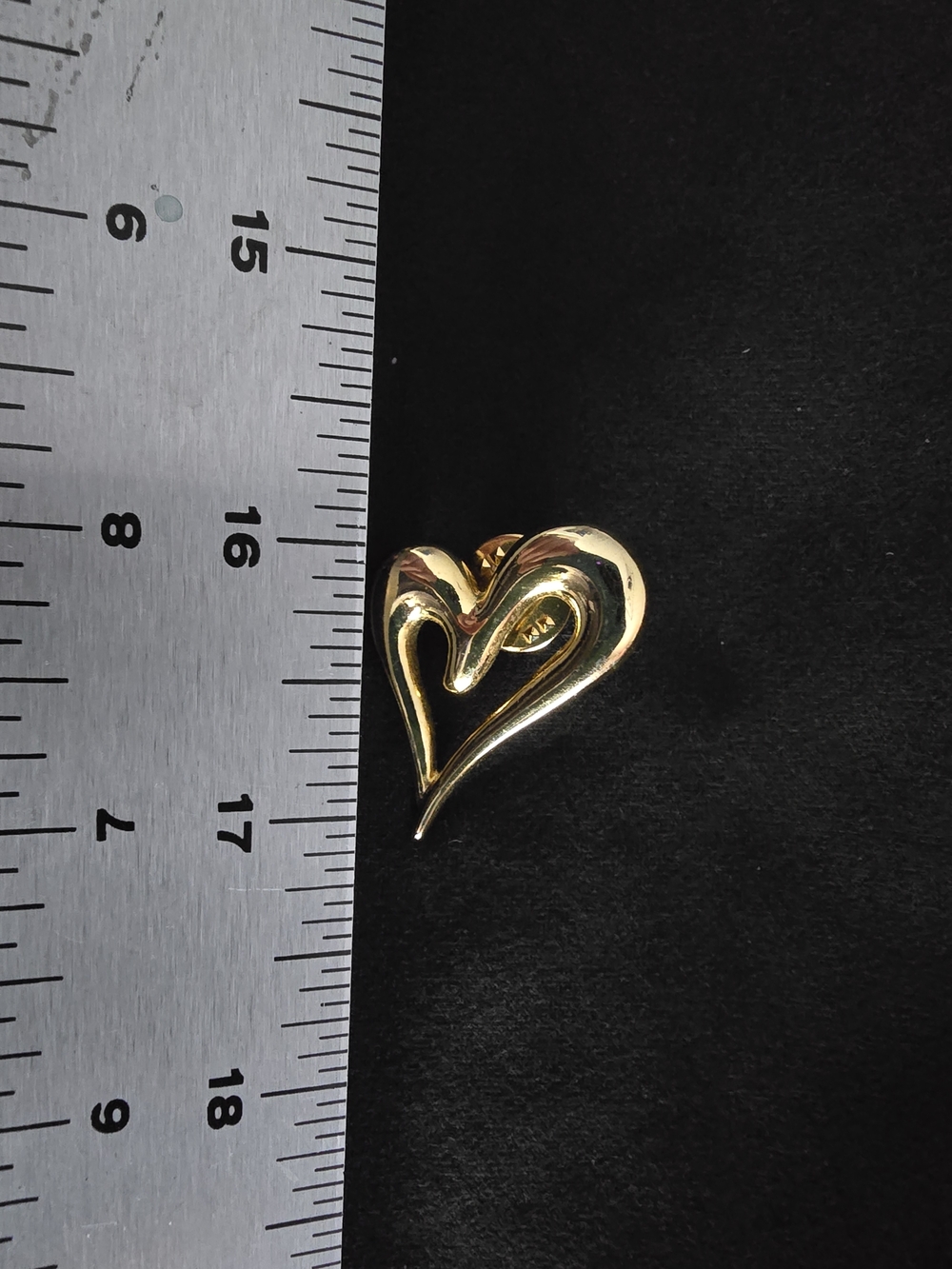 Heart Brooch Pin - Picture 5 of 5